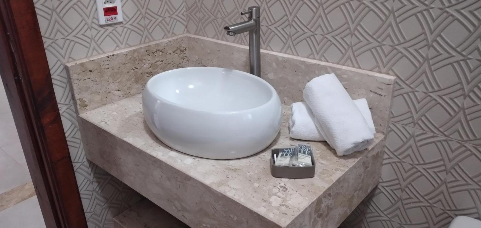 Minha Casinha Azul Na Represa Villa Paranapanema Ngoại thất bức ảnh